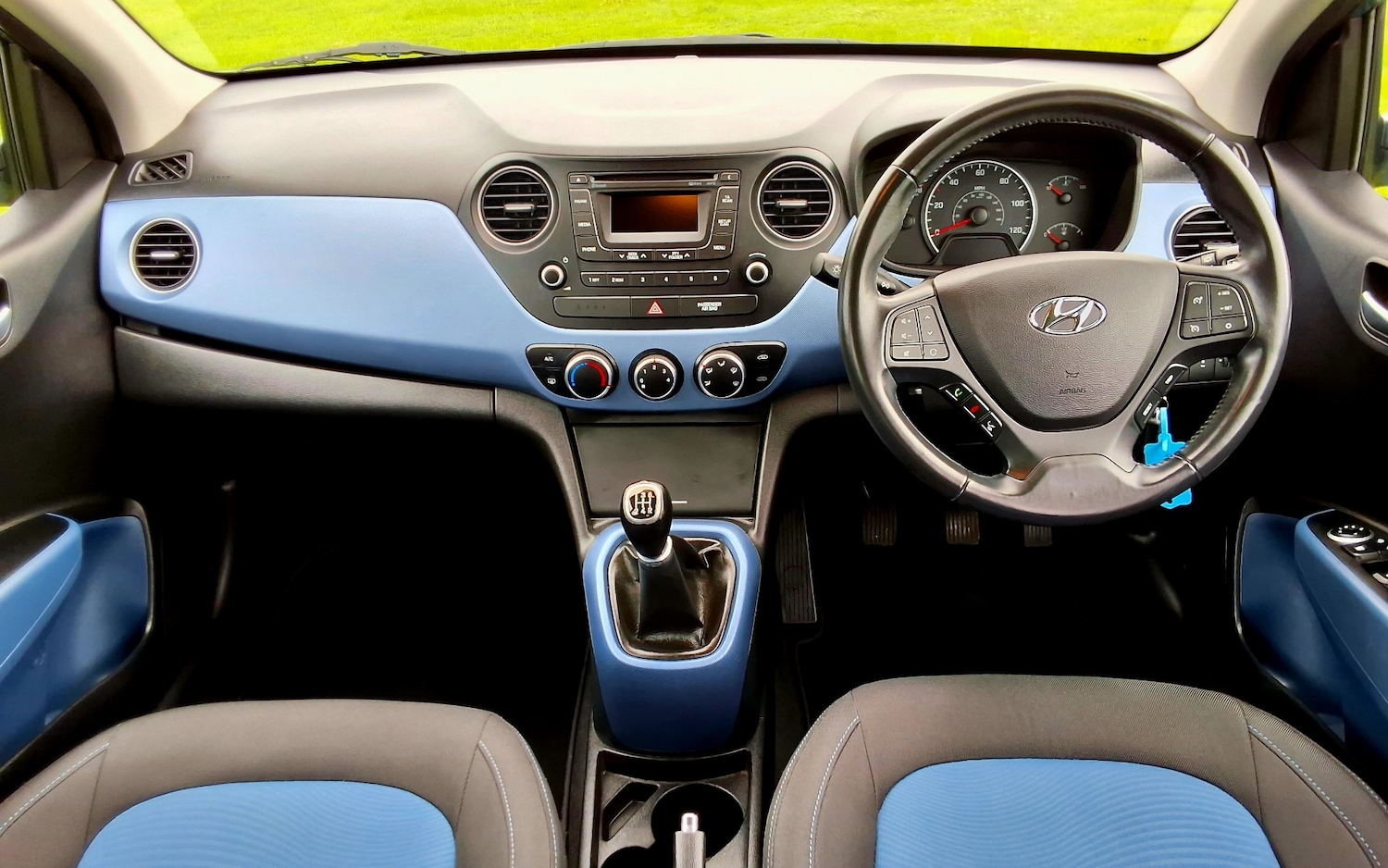 Used Hyundai i10 2014 for sale - 76347395: Photo 14