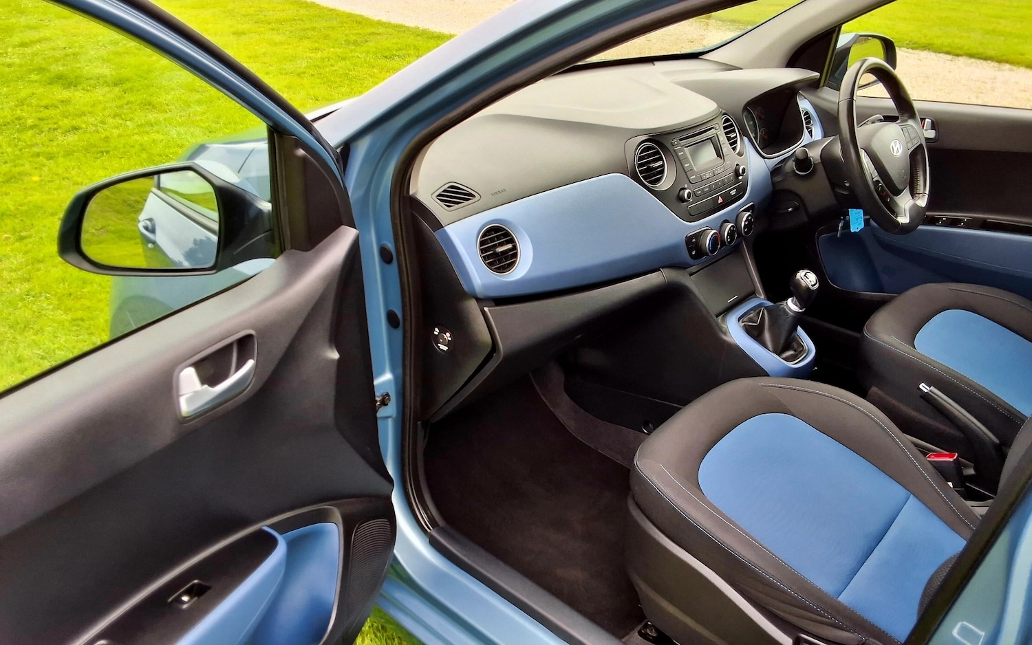 Used Hyundai i10 2014 for sale - 76347395: Photo 21