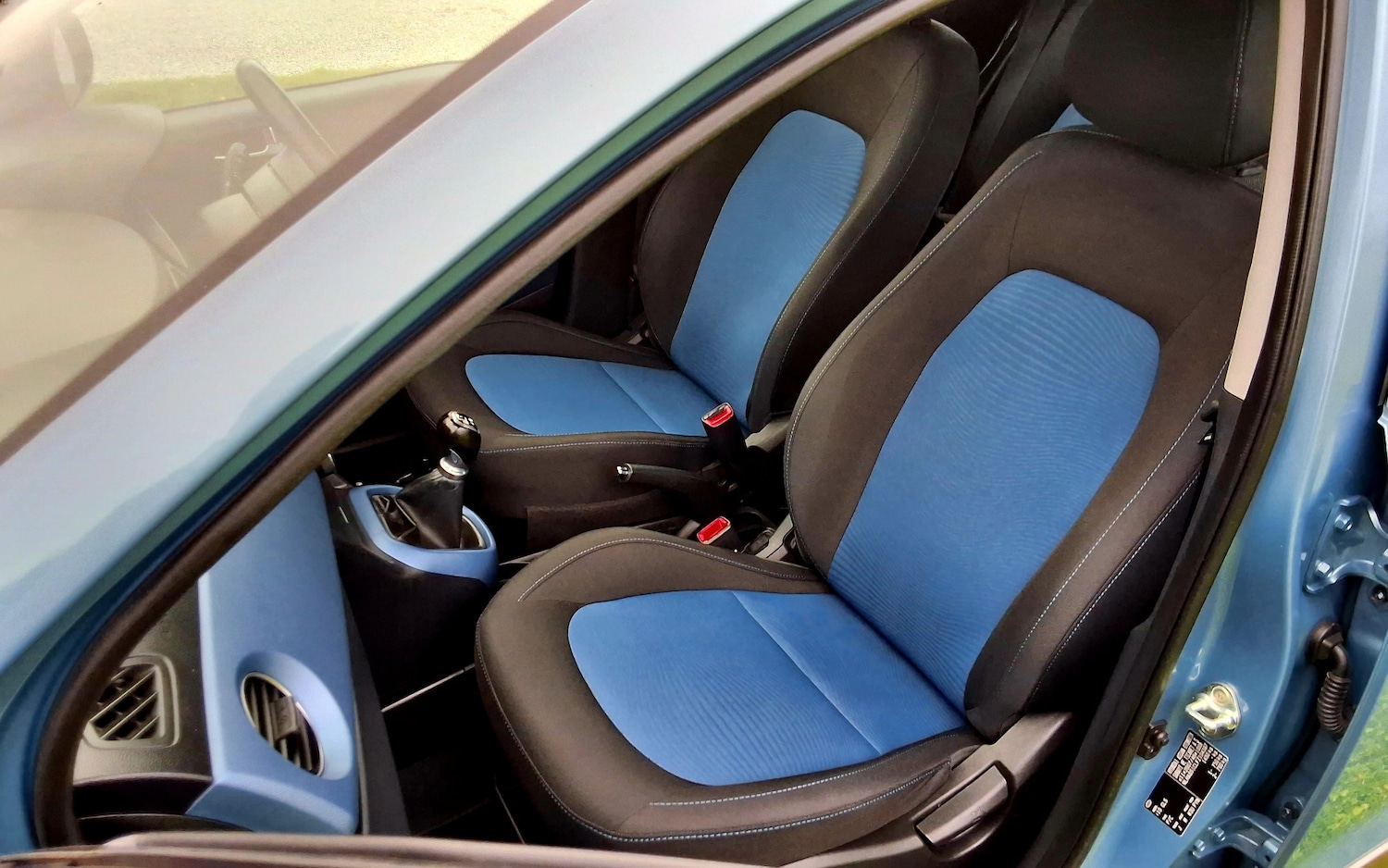 Used Hyundai i10 2014 for sale - 76347395: Photo 23