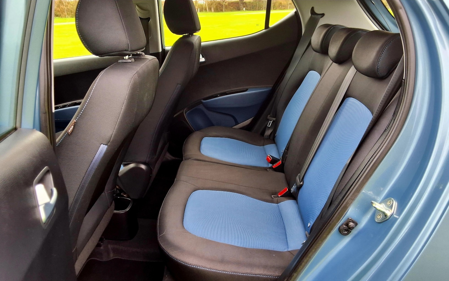 Used Hyundai i10 2014 for sale - 76347395: Photo 24