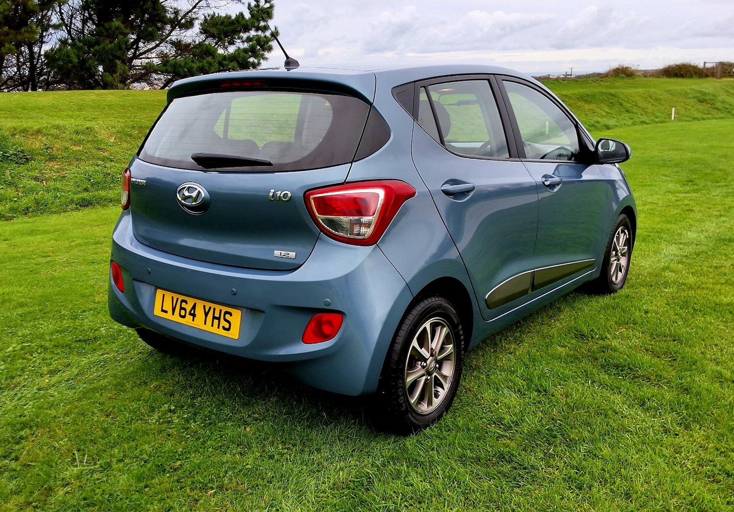 Used Hyundai i10 2014 for sale - 76347395: Photo 5