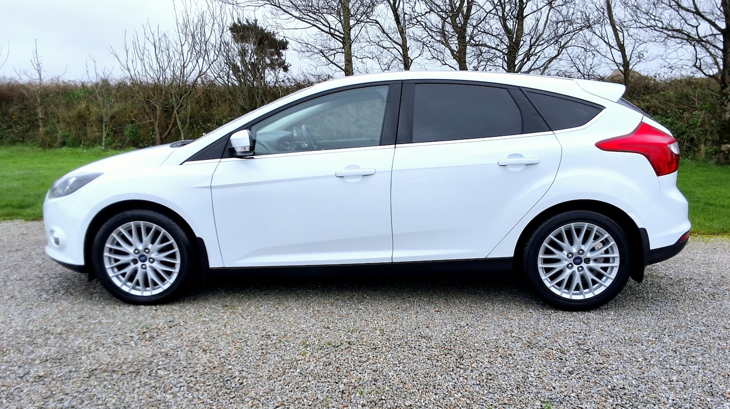 Used Ford Focus 2013 for sale - 76859817: Photo 3