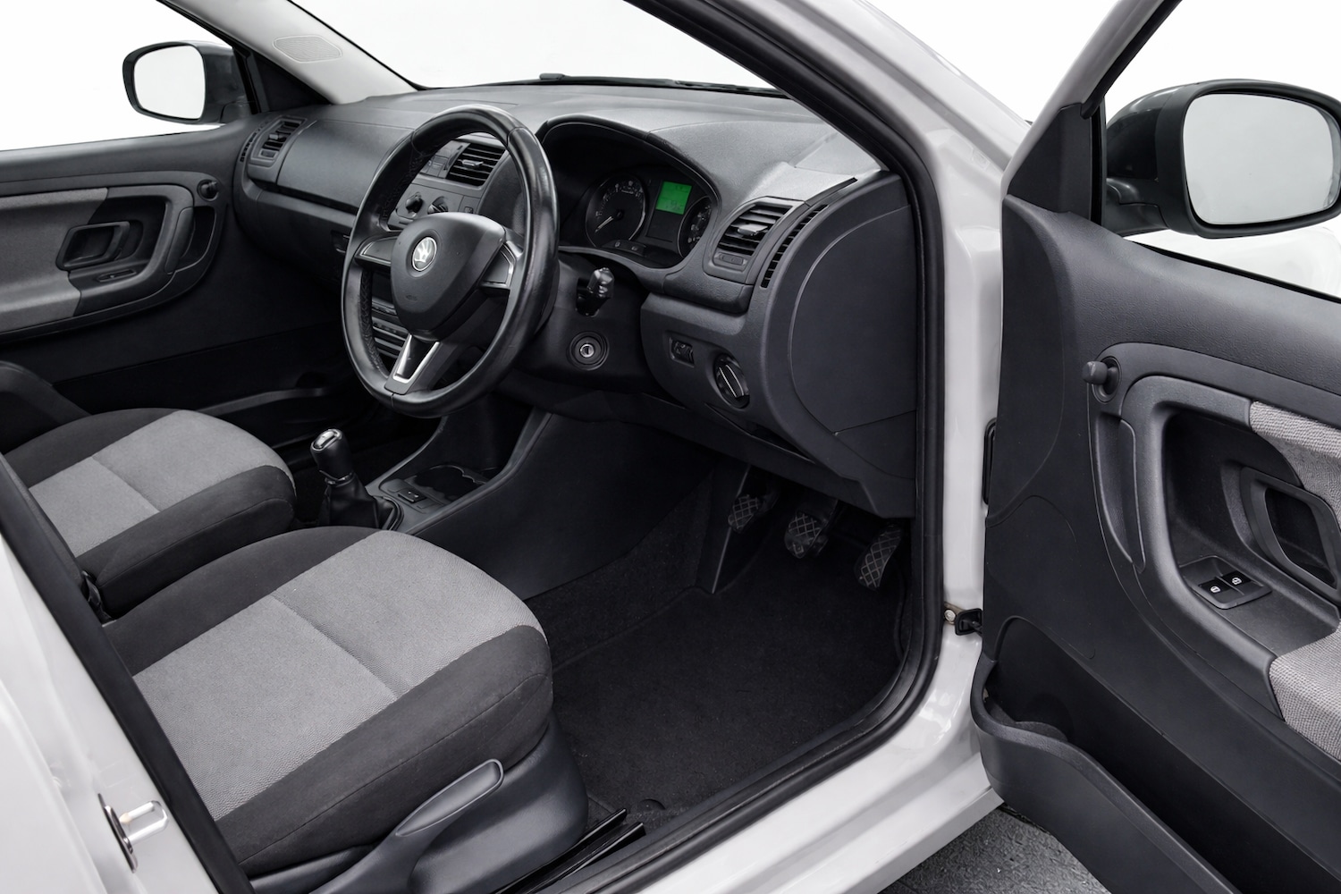 Used Skoda Fabia 2013 for sale - 77720576: Photo 14