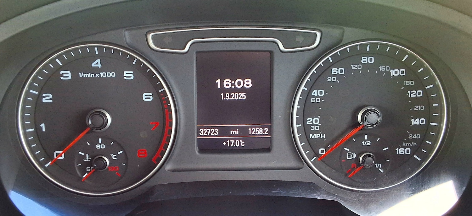 Used Audi Q3 2011 for sale - 76594352: Photo 18