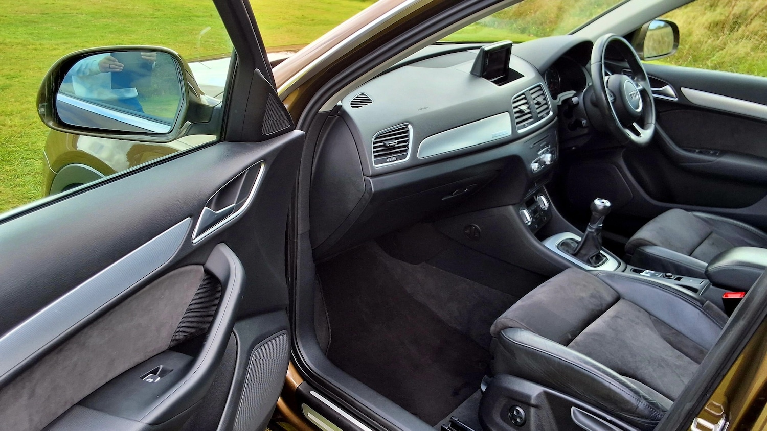 Used Audi Q3 2011 for sale - 76594352: Photo 21