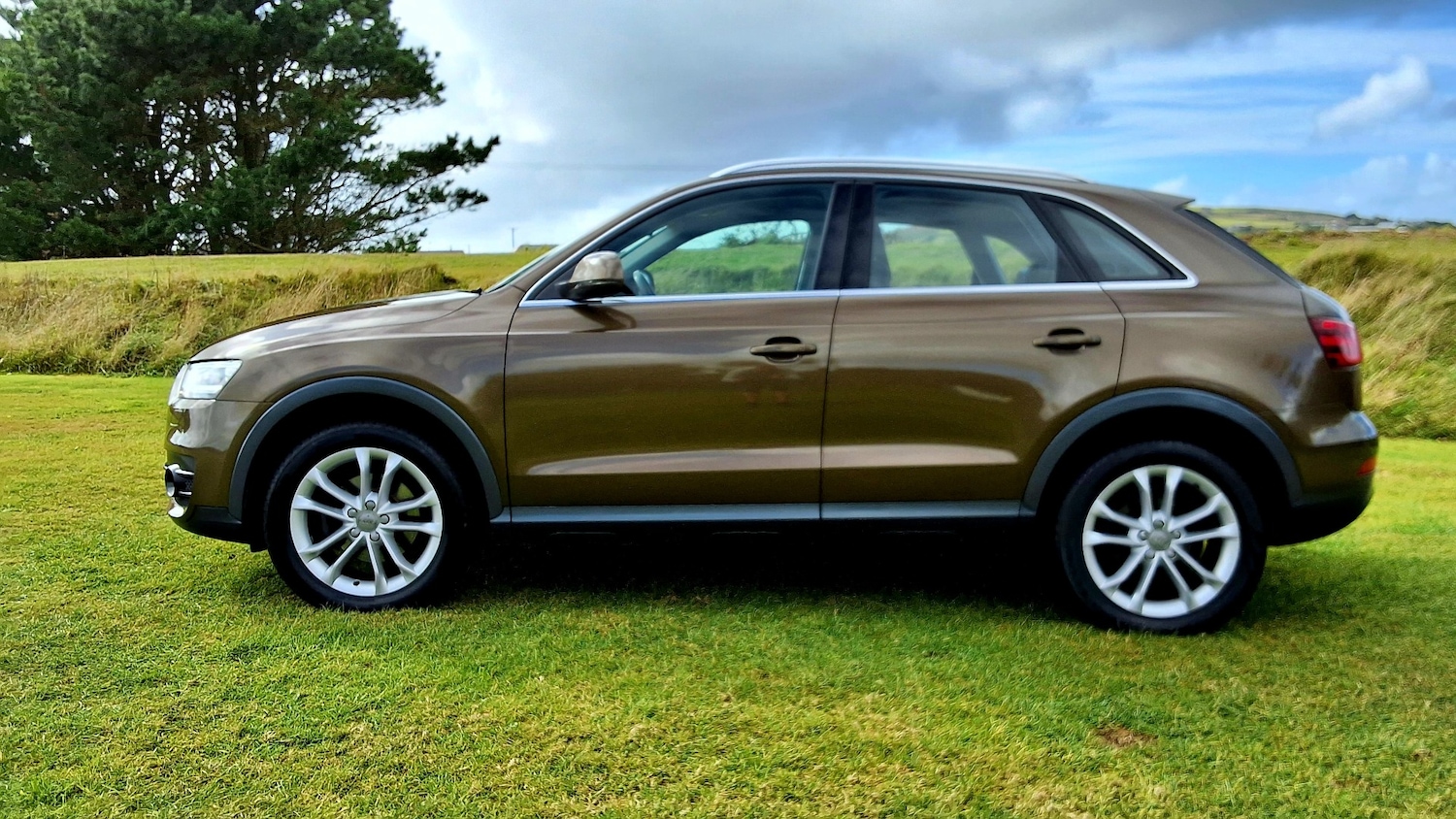 Used Audi Q3 2011 for sale - 76594352: Photo 4