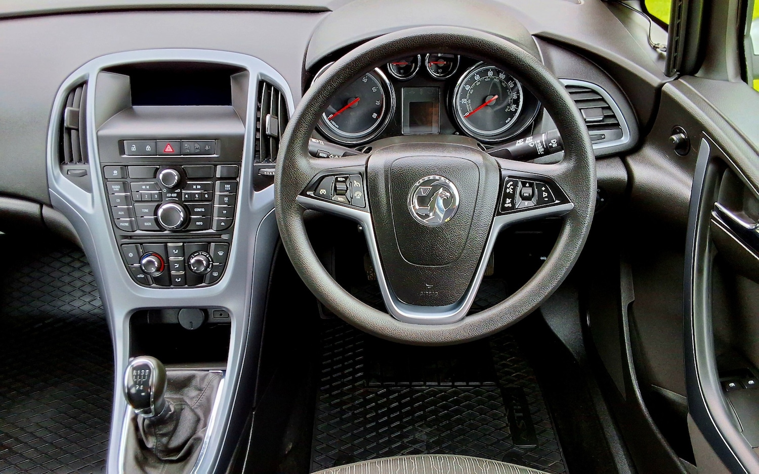 Used Vauxhall Astra 2015 for sale - 77245540: Photo 15