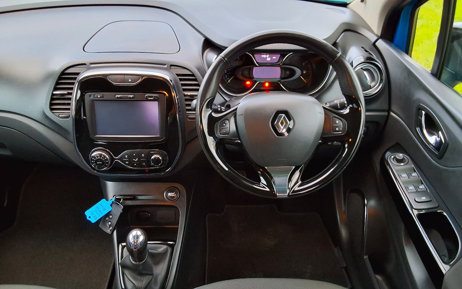 Used Renault Captur 2014 for sale - 76933339: Photo 16