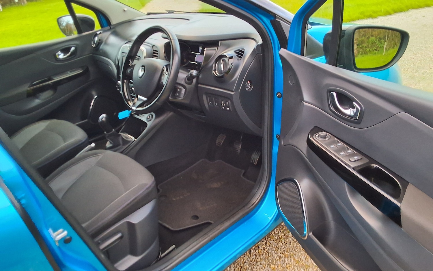 Used Renault Captur 2014 for sale - 76933339: Photo 19