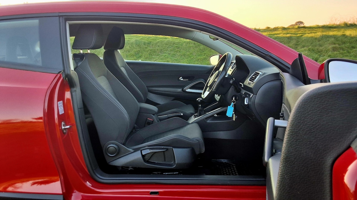 Used Volkswagen Scirocco 2012 for sale - 77954126: Photo 18