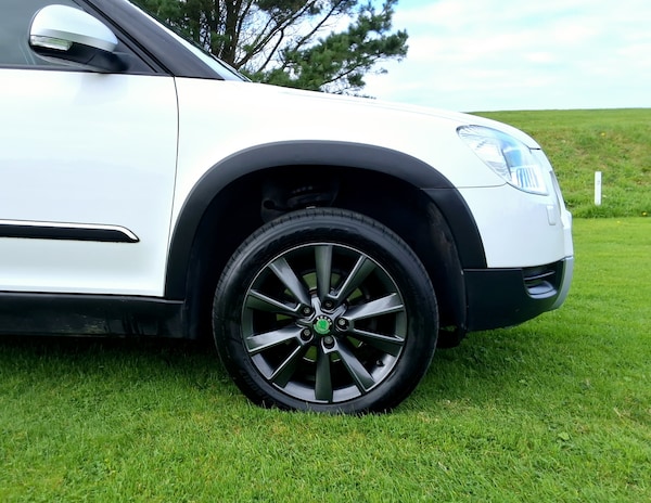 Used Skoda Yeti 2012 for sale - 76265368: Photo 12