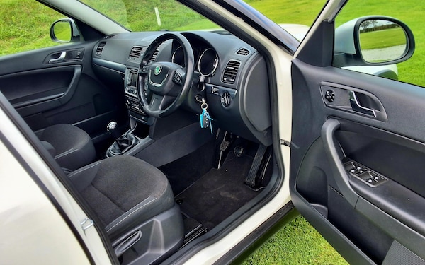 Used Skoda Yeti 2012 for sale - 76265368: Photo 16