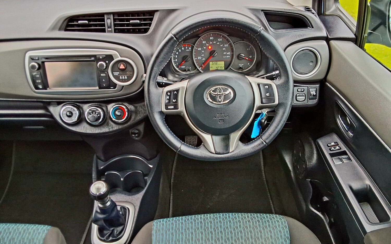 Used Toyota Yaris 2012 for sale - 76243962: Photo 16