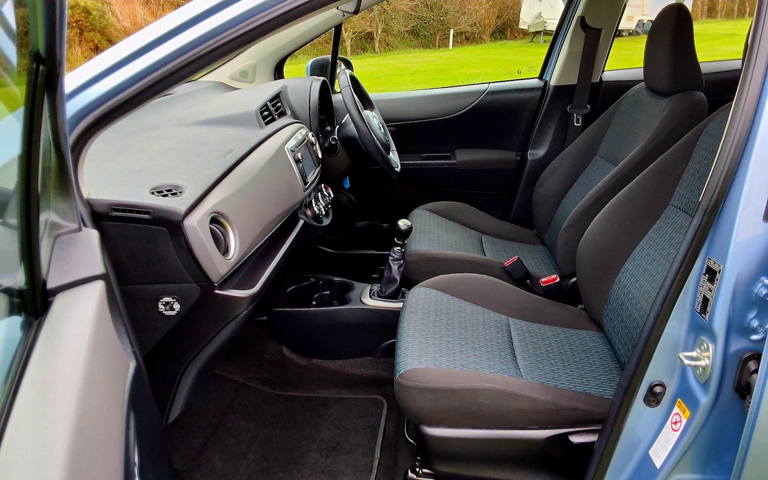 Used Toyota Yaris 2012 for sale - 76243962: Photo 23