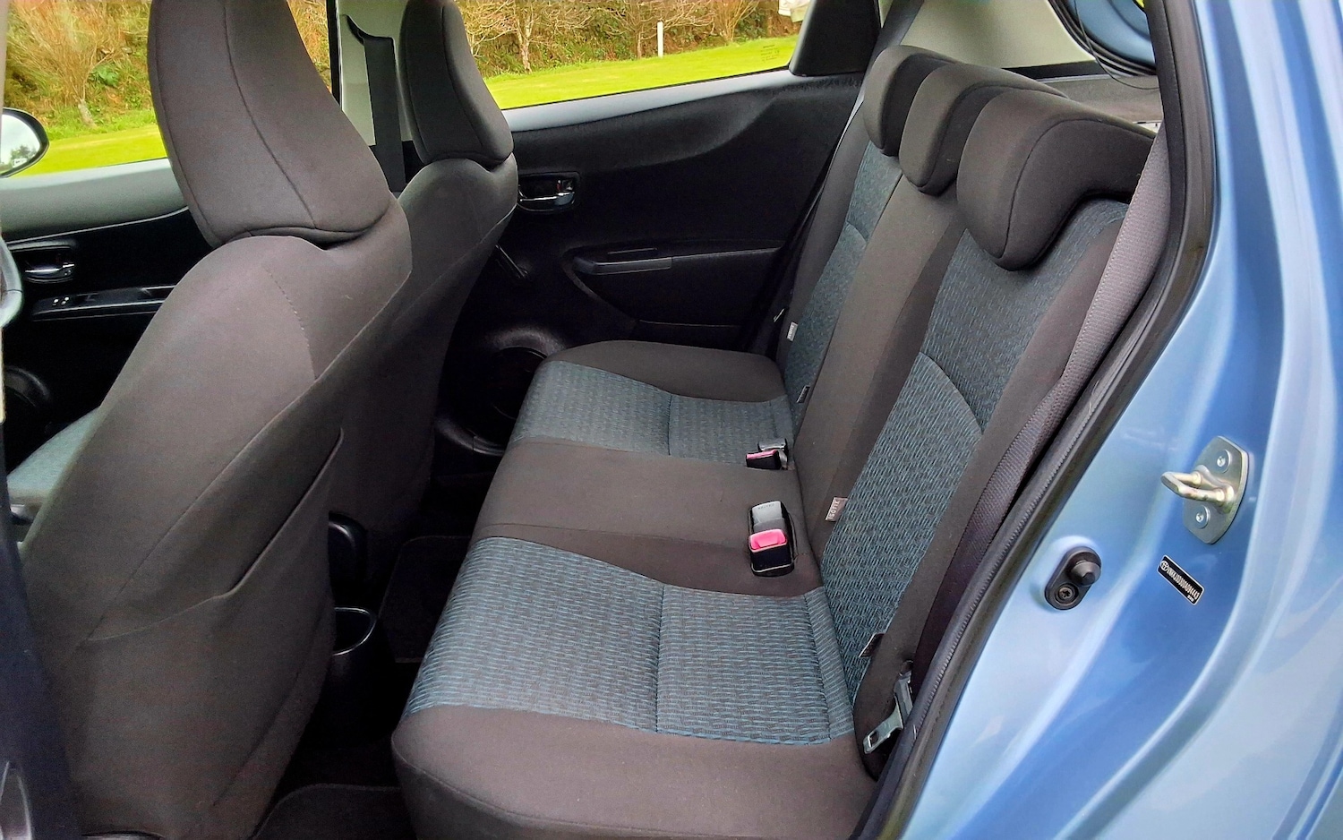 Used Toyota Yaris 2012 for sale - 76243962: Photo 25