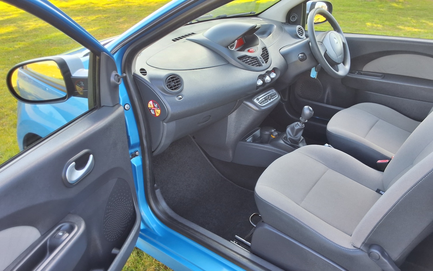 Used Renault Twingo 2011 for sale - 76719776: Photo 16