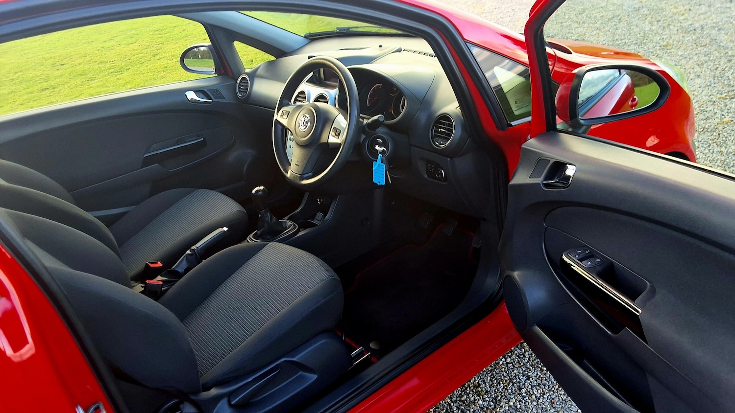 Used Vauxhall Corsa 2011 for sale - 77168114: Photo 15