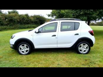Used Dacia Sandero Stepway 2014 for sale - 75392654: Photo