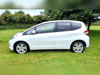 Used Honda Jazz 2015 for sale - 76274250: Photo 4