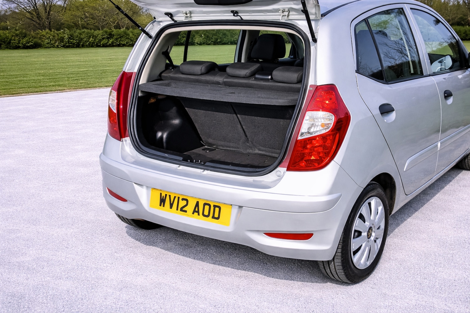 Used Hyundai i10 2012 for sale - 78169446: Photo 8