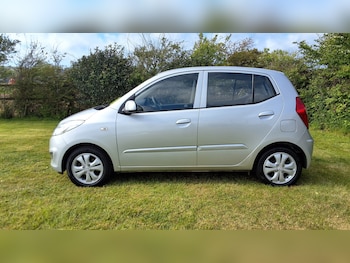 Used Hyundai i10 2013 for sale - 78559137: Photo