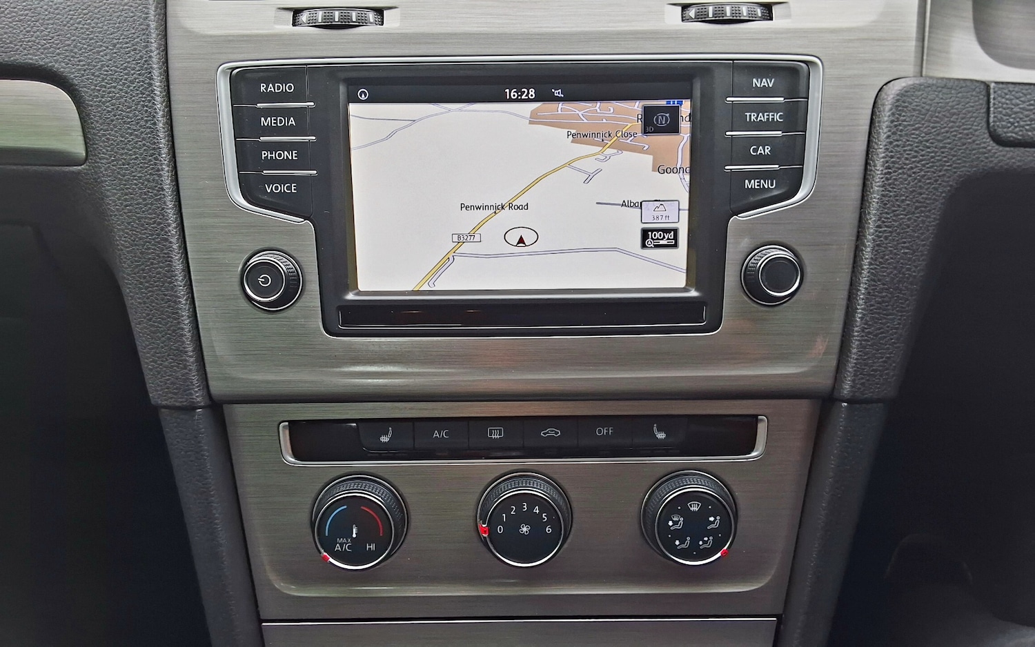 Used Volkswagen Golf 2016 for sale - 76525775: Photo 14