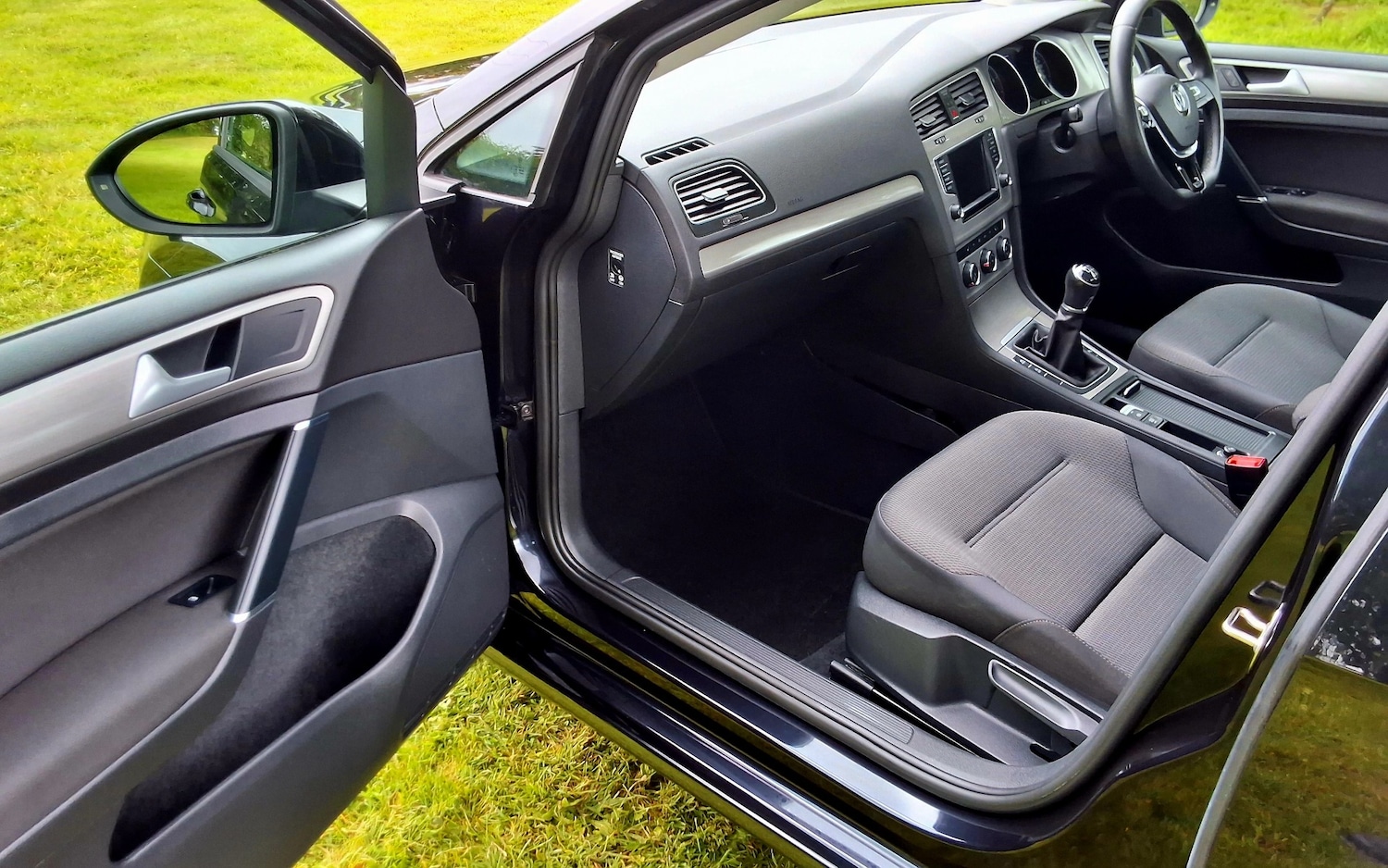 Used Volkswagen Golf 2016 for sale - 76525775: Photo 23