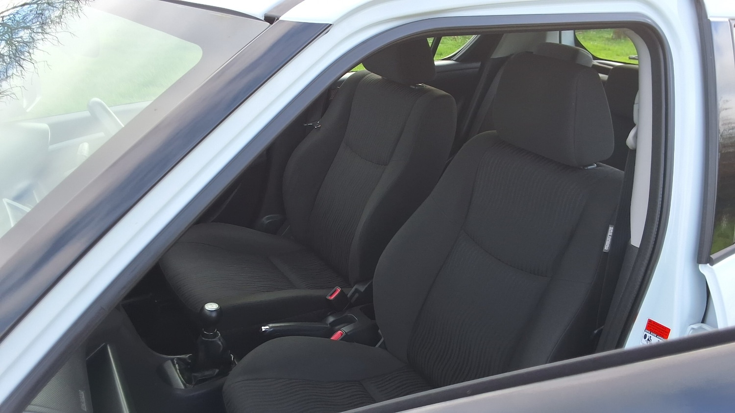 Used Suzuki Swift 2011 for sale - 77663705: Photo 23