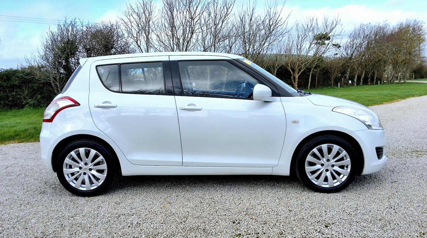 Used Suzuki Swift 2011 for sale - 77663705: Photo 5