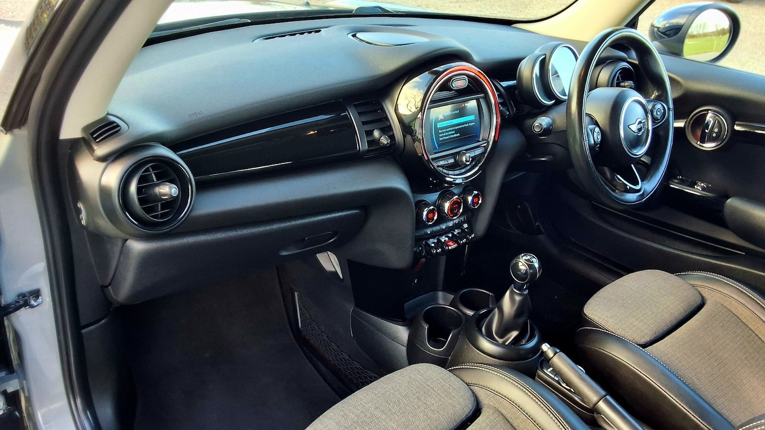 Used MINI Hatch 2018 for sale - 77329482: Photo 24