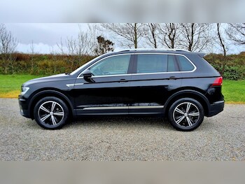 Used Volkswagen Tiguan 2017 for sale - 77247600: Photo