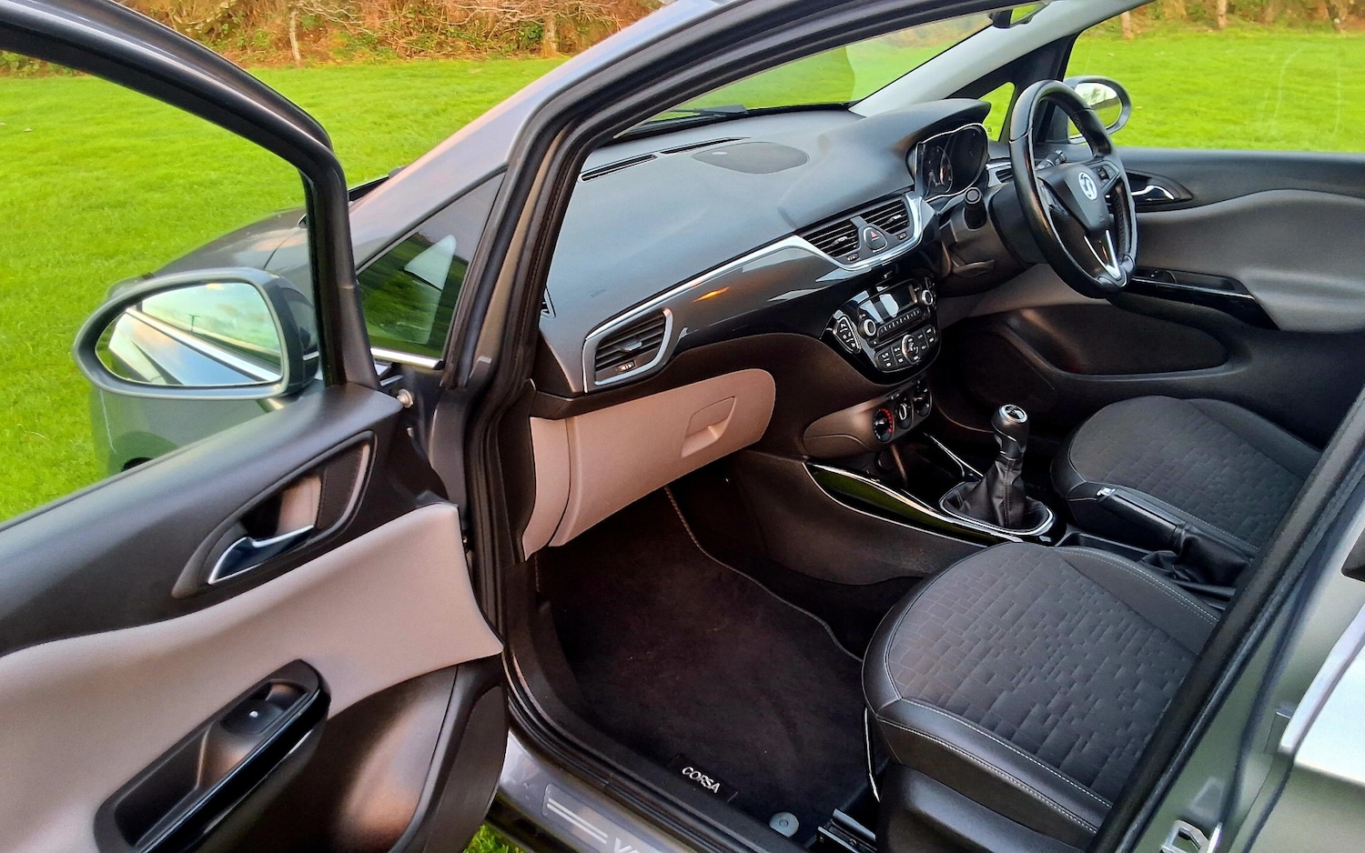 Used Vauxhall Corsa 2015 for sale - 76445945: Photo 22