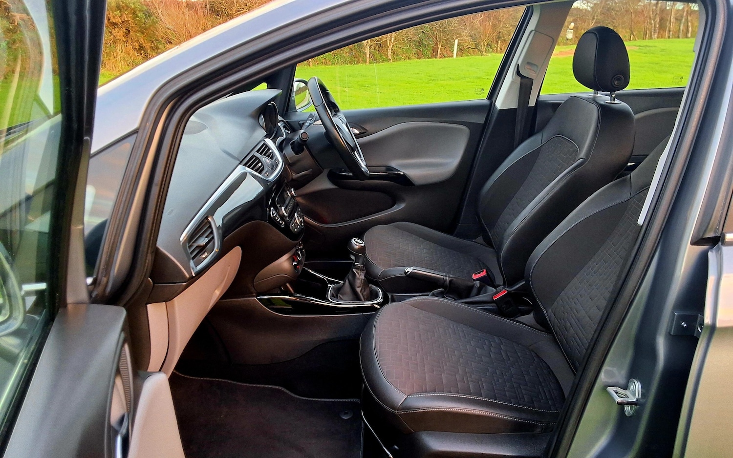 Used Vauxhall Corsa 2015 for sale - 76445945: Photo 23