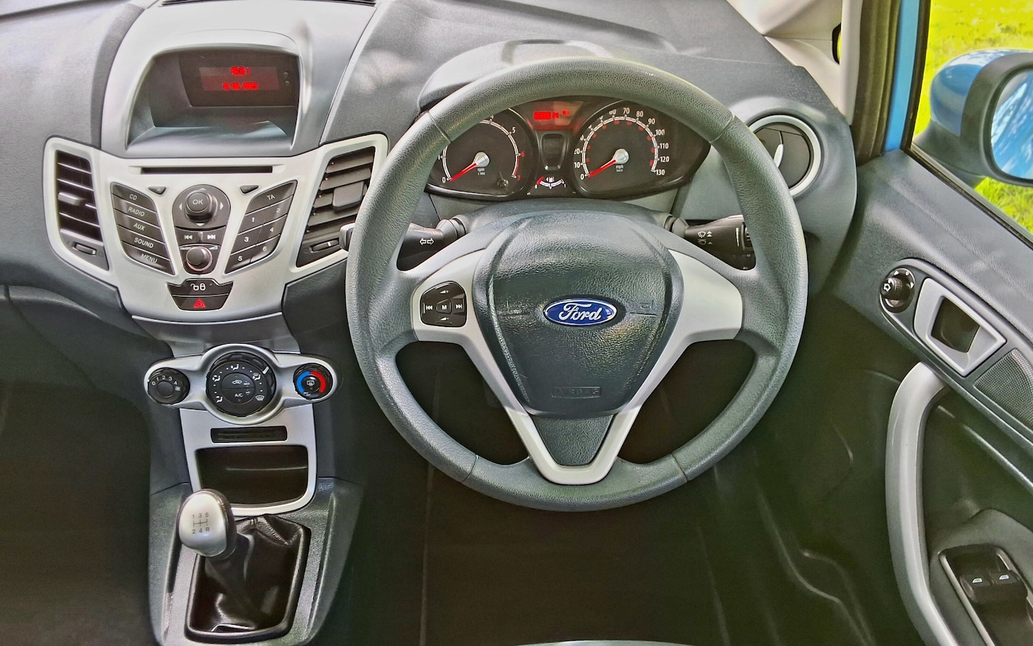 Used Ford Fiesta 2012 for sale - 78141107: Photo 13