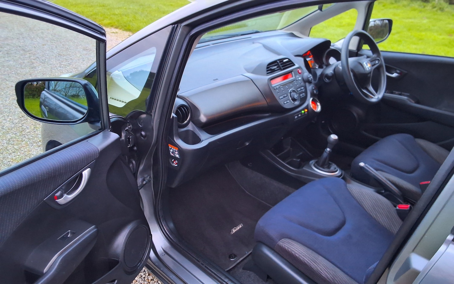 Used Honda Jazz 2011 for sale - 76799559: Photo 22