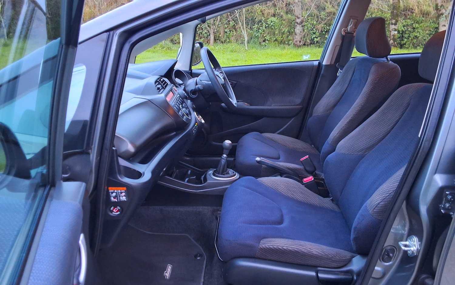 Used Honda Jazz 2011 for sale - 76799559: Photo 23