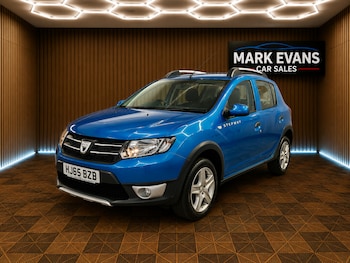 Used Dacia Sandero Stepway 2015 for sale - 79463992: Photo