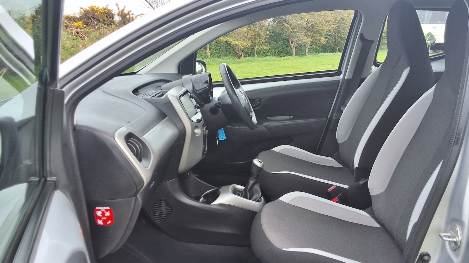Used Toyota AYGO 2015 for sale - 78183234: Photo 22