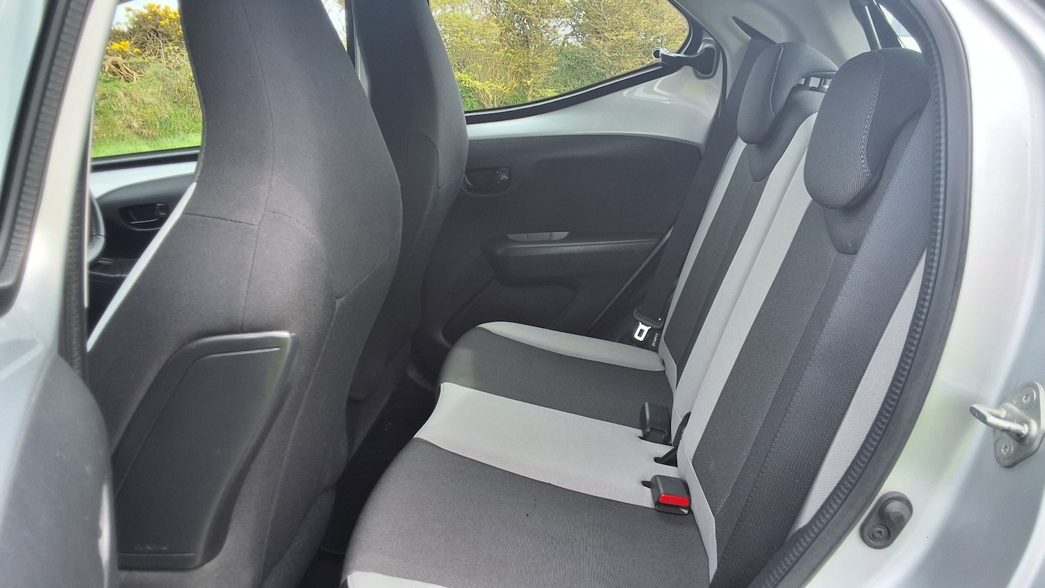 Used Toyota AYGO 2015 for sale - 78183234: Photo 24