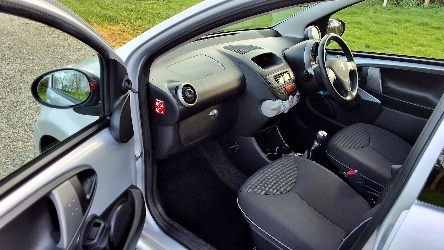 Used Toyota AYGO 2012 for sale - 77535849: Photo 22