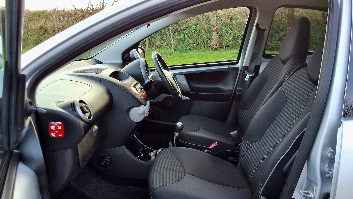 Used Toyota AYGO 2012 for sale - 77535849: Photo 23