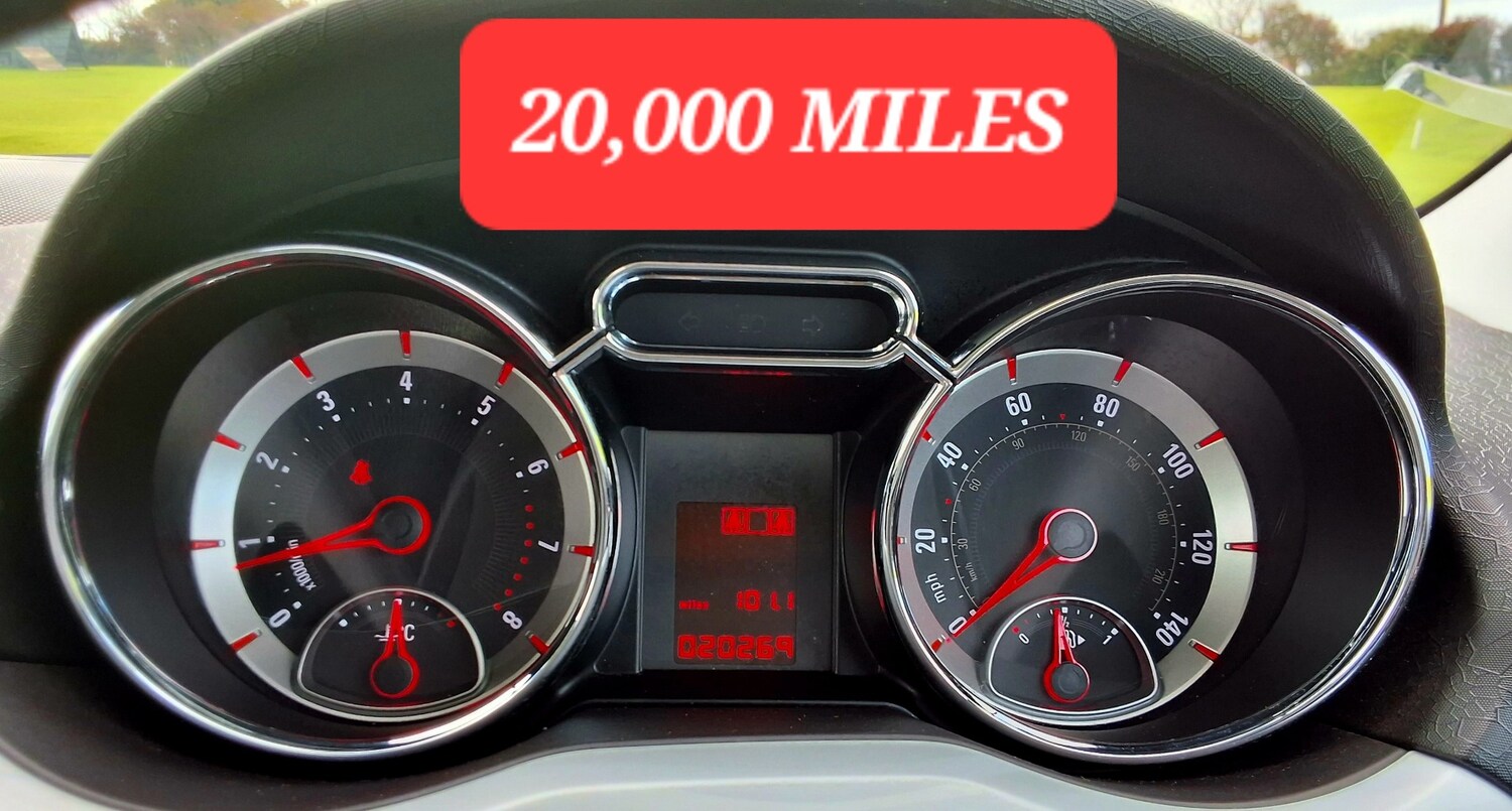 Used Vauxhall ADAM 2013 for sale - 76181932: Photo 16