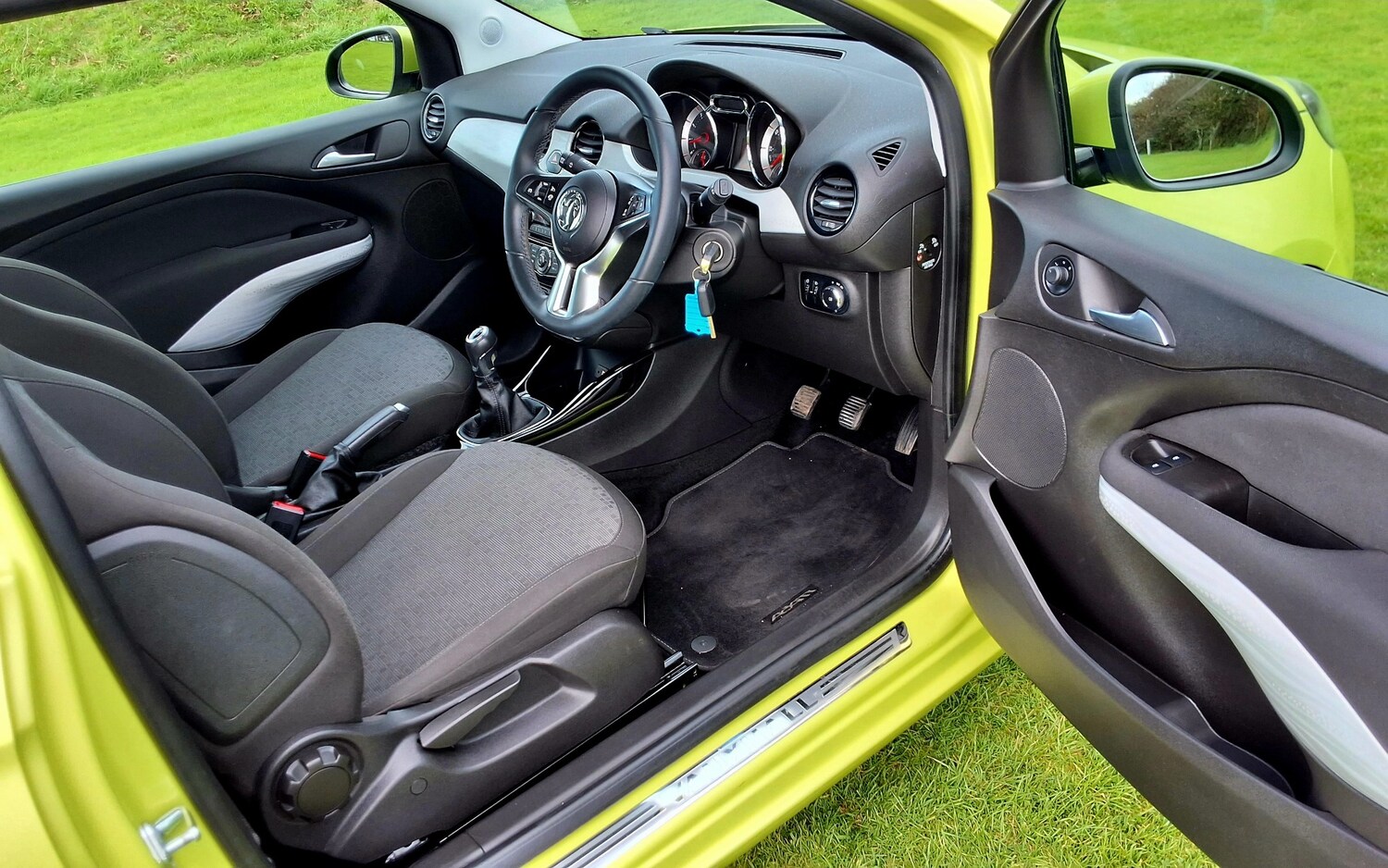 Used Vauxhall ADAM 2013 for sale - 76181932: Photo 18