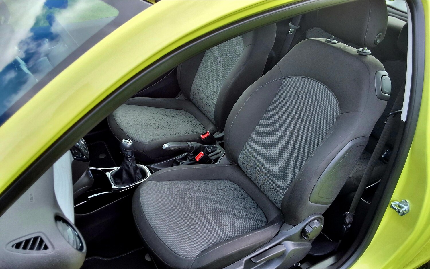 Used Vauxhall ADAM 2013 for sale - 76181932: Photo 24