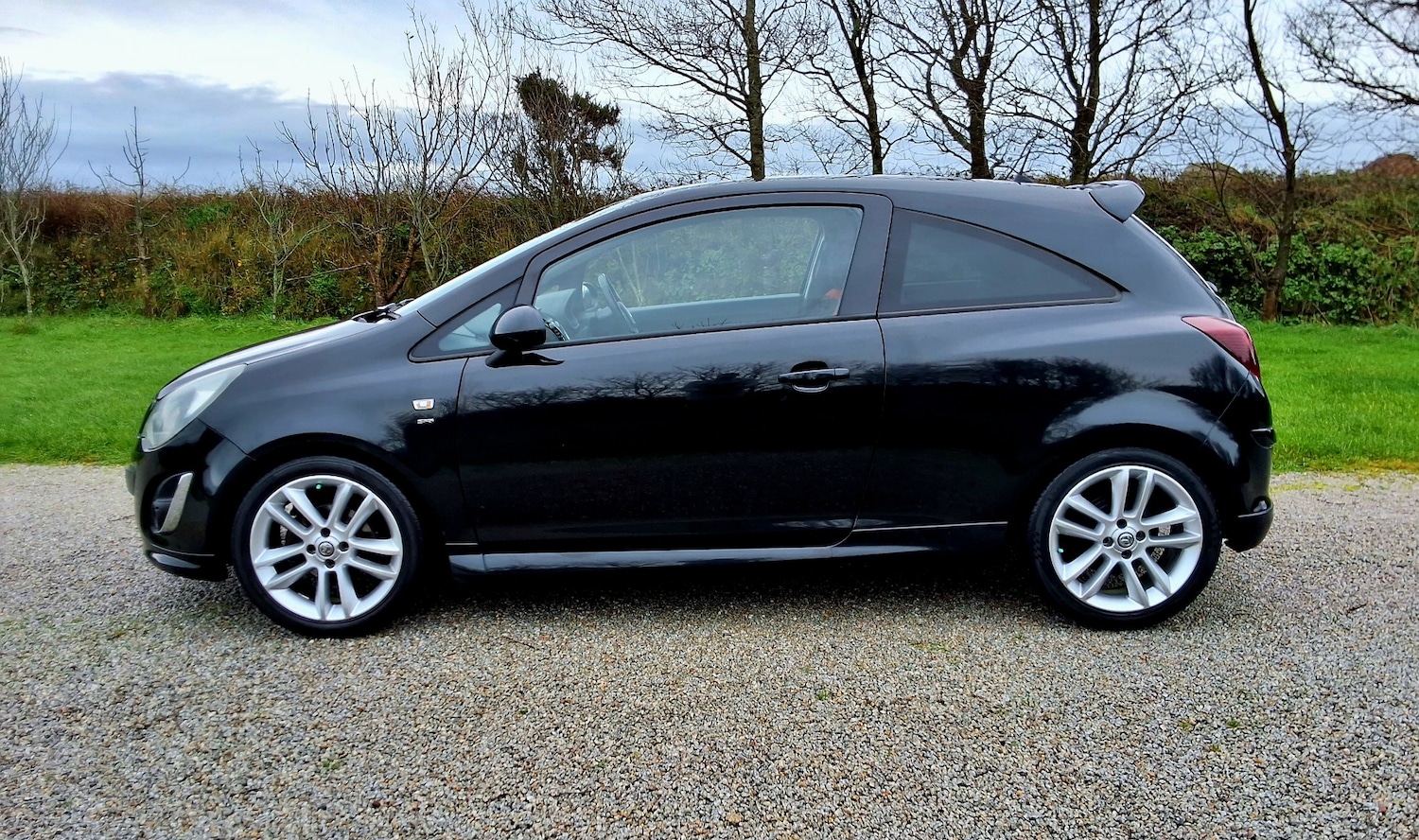 Used Vauxhall Corsa 2013 for sale - 77045507: Photo 3