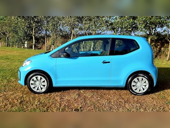 Used Volkswagen up! 2016 for sale - 75738736: Photo