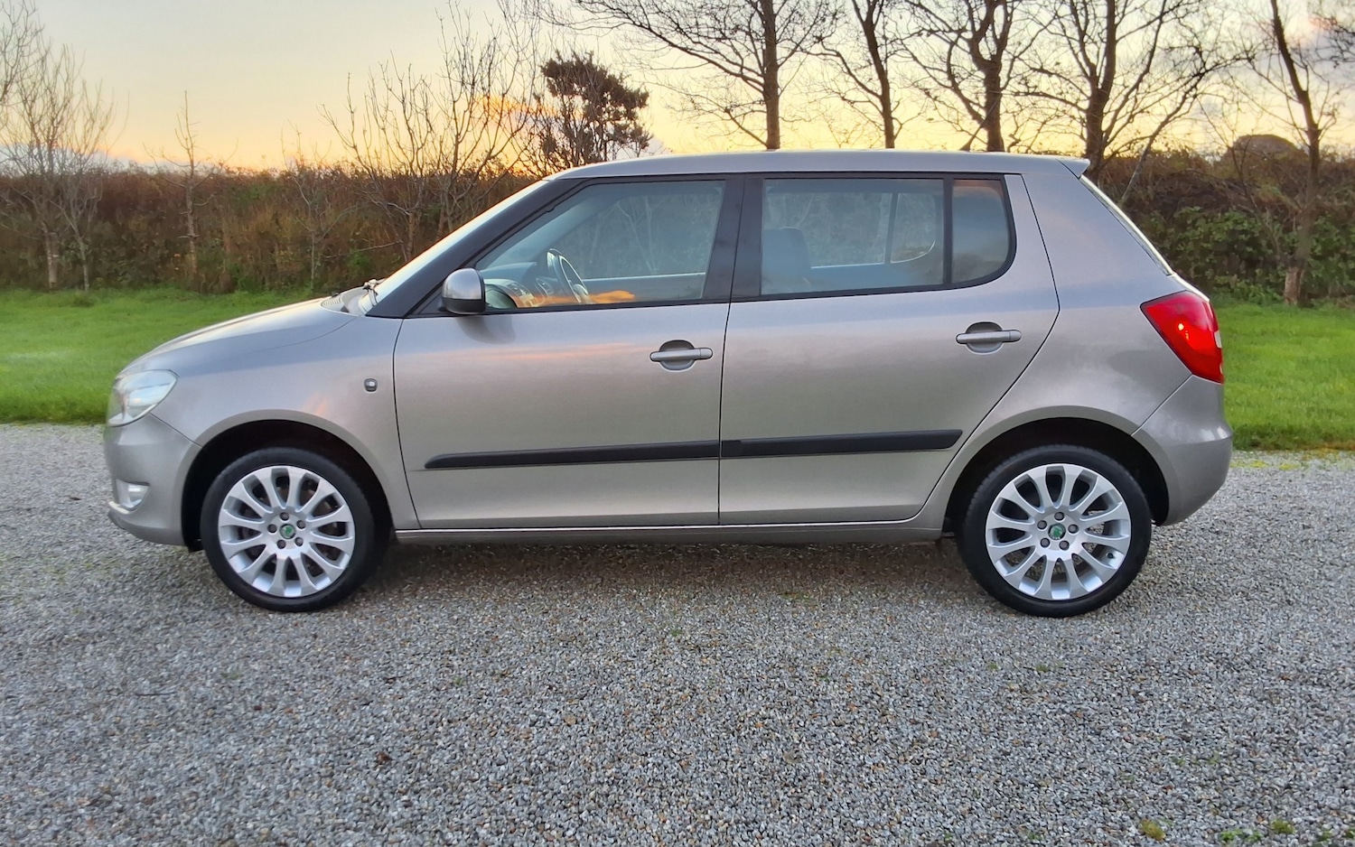 Used Skoda Fabia 2013 for sale - 76799551: Photo 3