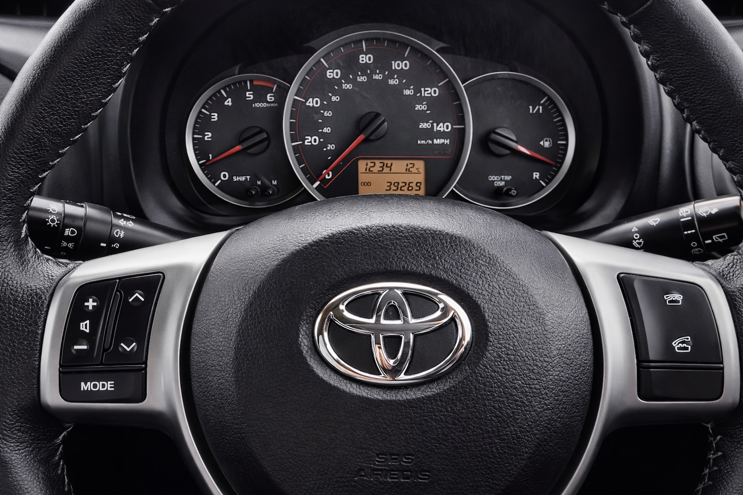 Used Toyota Yaris 2013 for sale - 78183236: Photo 16