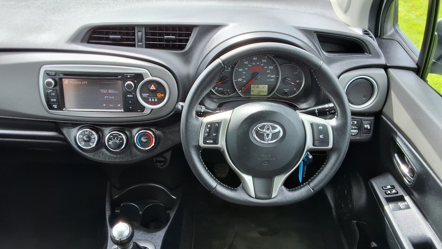 Used Toyota Yaris 2013 for sale - 78183236: Photo 19