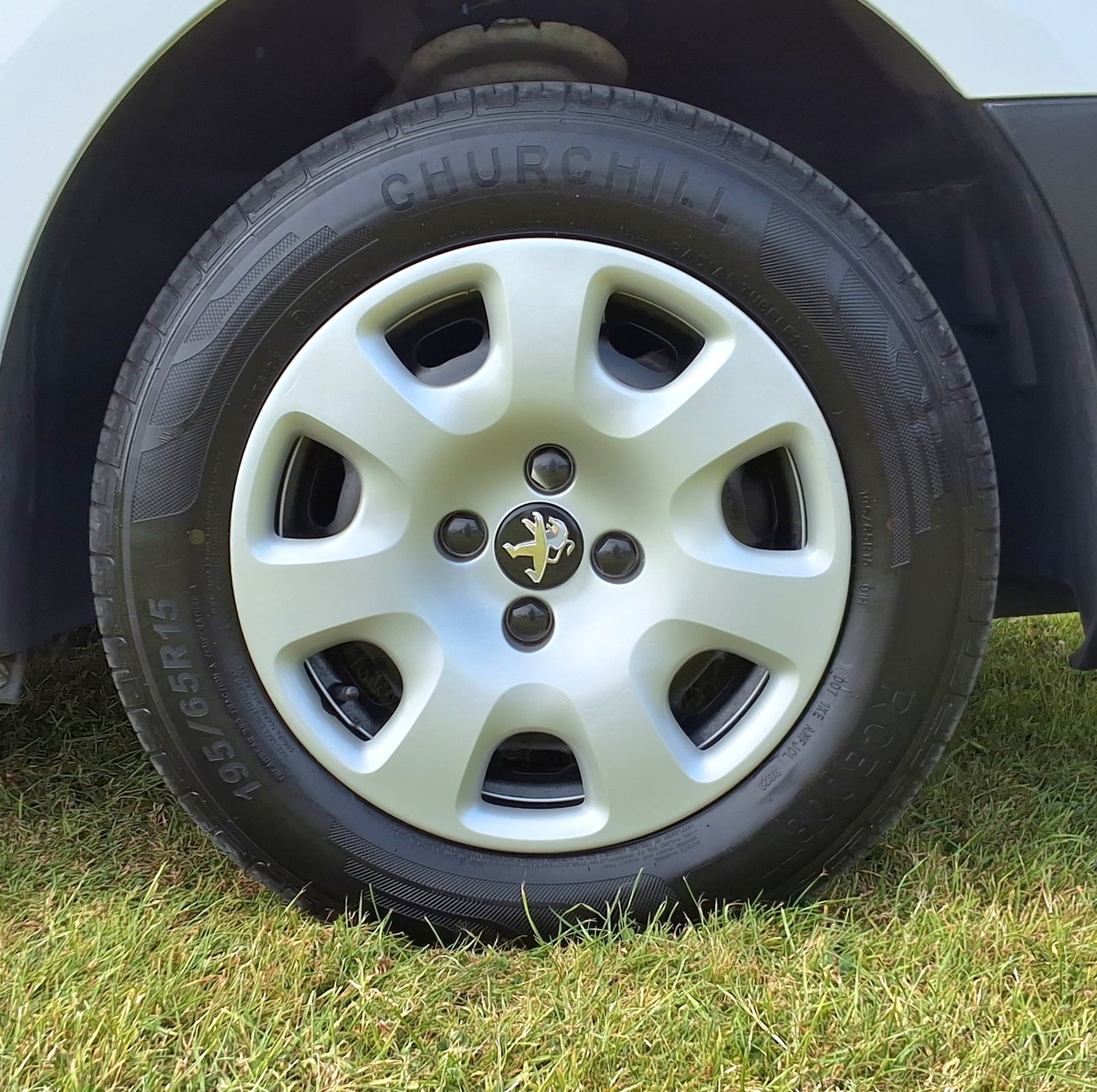 Used Peugeot Partner 2017 for sale - 76588327: Photo 16